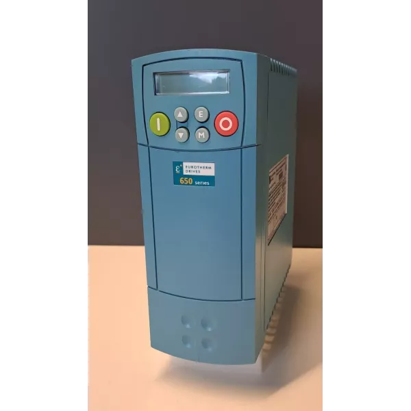 EUROTHERM 650/015/230/0/00/DISP/FR/0/0