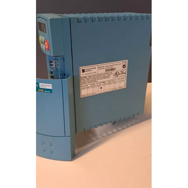 EUROTHERM 650/015/230/0/00/DISP/FR/0/0