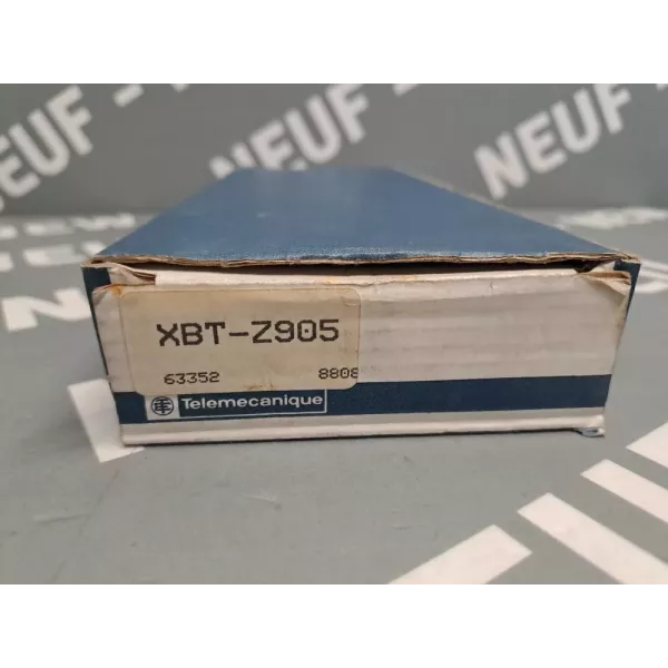 TÉLÉMÉCANIQUE  XBTZ905