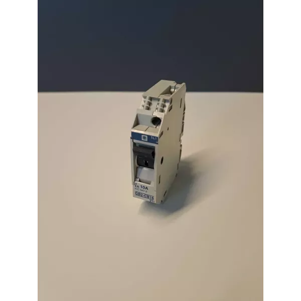 TÉLÉMÉCANIQUE  GB2-CB16