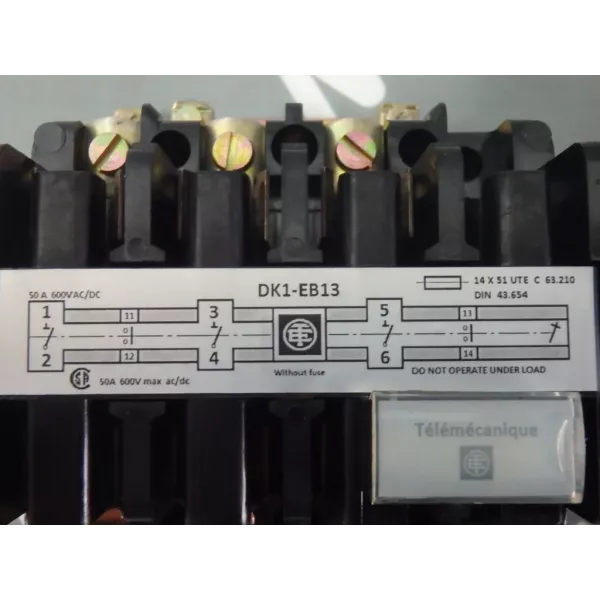 TÉLÉMÉCANIQUE  DK1EB1350