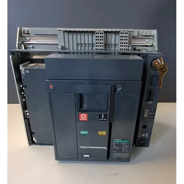 SCHNEIDER  NS1000NA