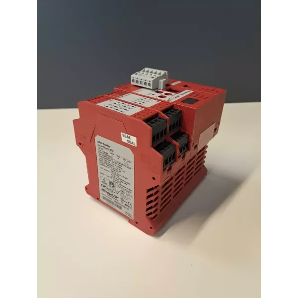 ALLEN BRADLEY  1752-L24BBBE