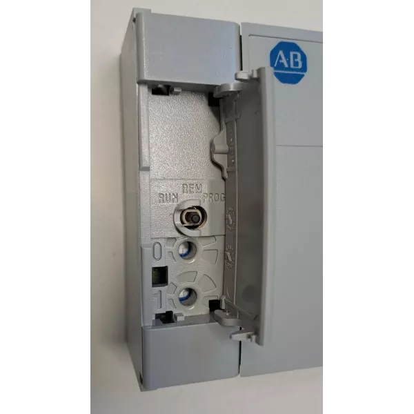 ALLEN BRADLEY  1764-LSP