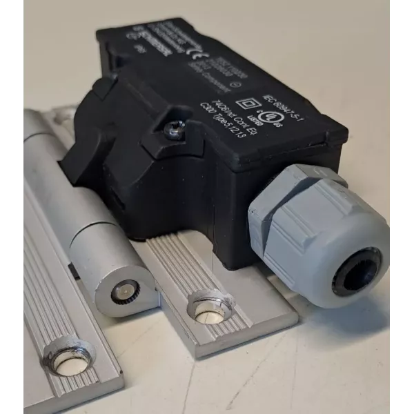 SCHMERSAL  TESZ1102/30