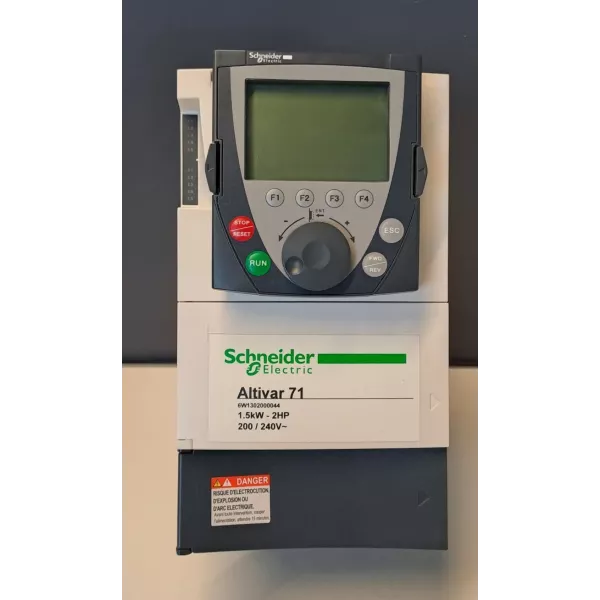 SCHNEIDER  ATV71HU15M3383