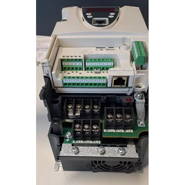 SCHNEIDER  ATV71HU15M3383