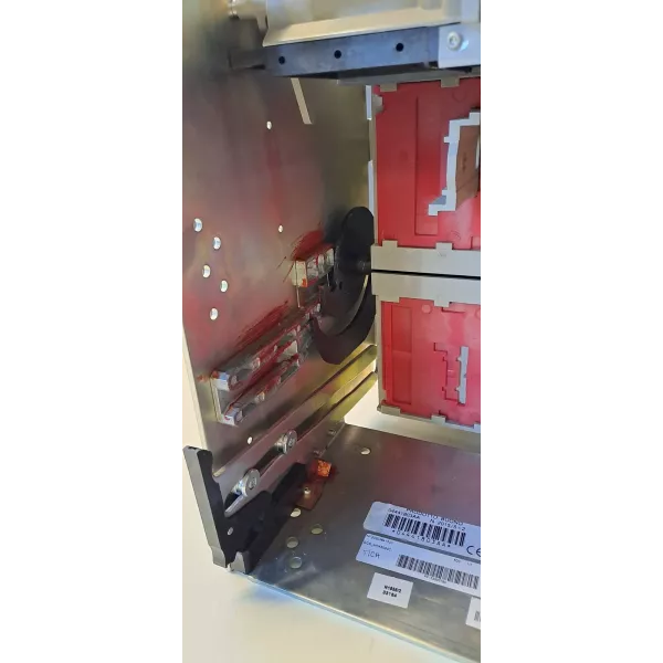 SCHNEIDER  COMPACT NS800N