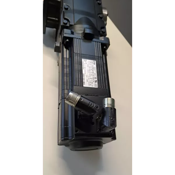 LENZE  MCS 12H35-RS0P1-Z0E0-STBS00N-P0SU
