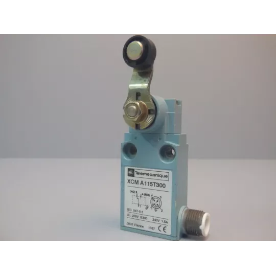 TÉLÉMÉCANIQUE  XCM-A115T300