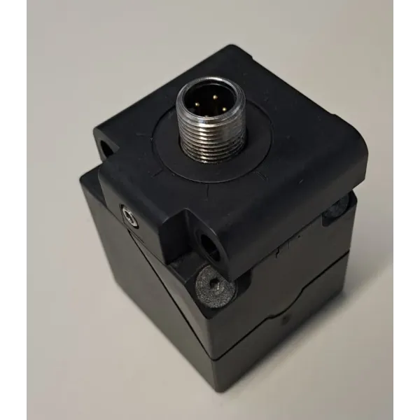 BALLUFF  BESQ40KFU-PAC30F-S04G