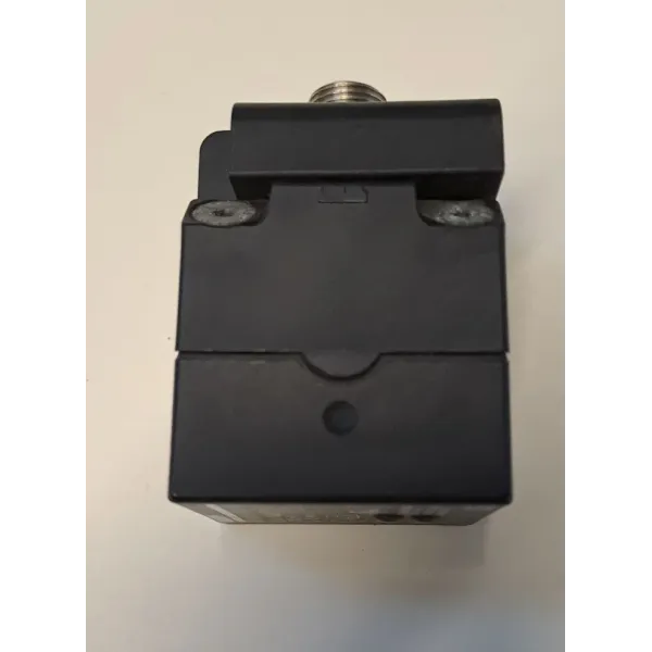 BALLUFF  BESQ40KFU-PAC30F-S04G