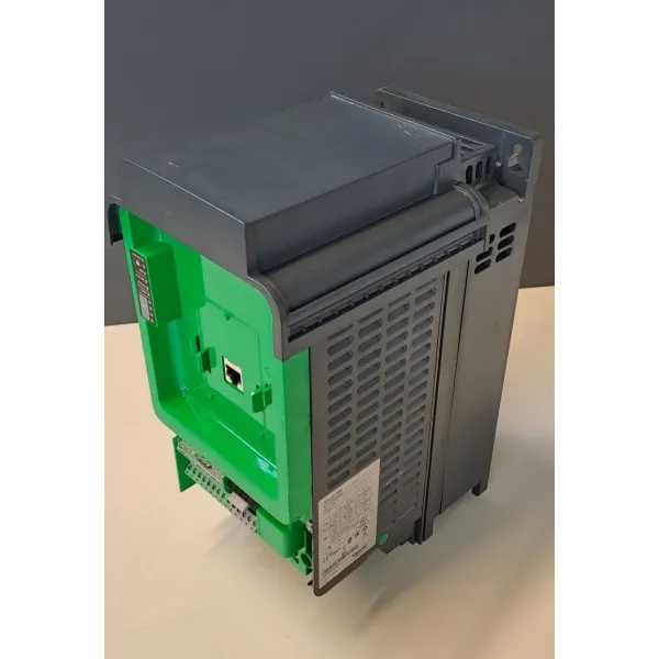 SCHNEIDER  ATV630U30M3
