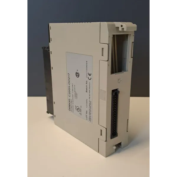 OMRON  C200H-OD217