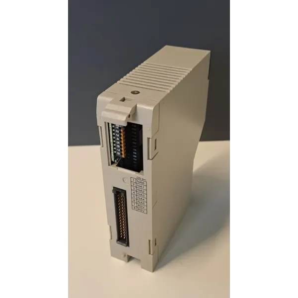 OMRON  C200HW-DRM21-V1