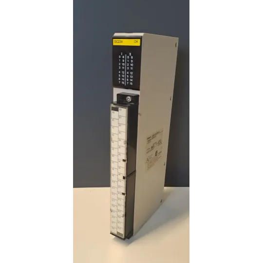 OMRON  C500-OC224-E