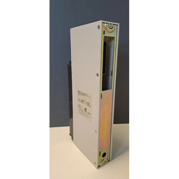 OMRON  C500-OC224-E