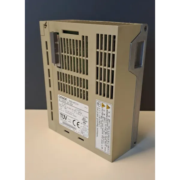 OMRON  R88D-WT01H