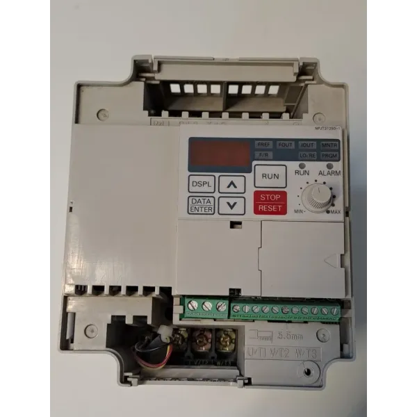 YASKAWA  CIMR-J7ACB1P5