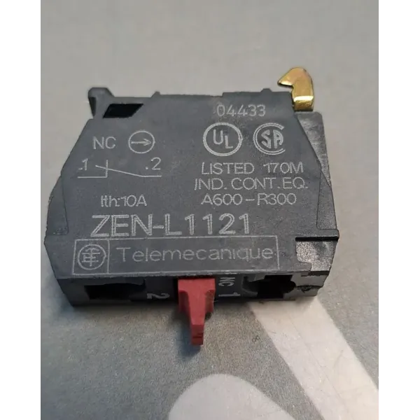 TÉLÉMÉCANIQUE  ZEN-L1121