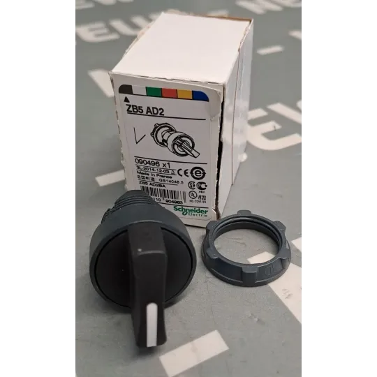 SCHNEIDER  ZB5AD2