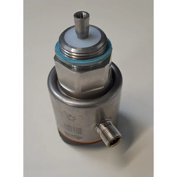 IFM  LR8000