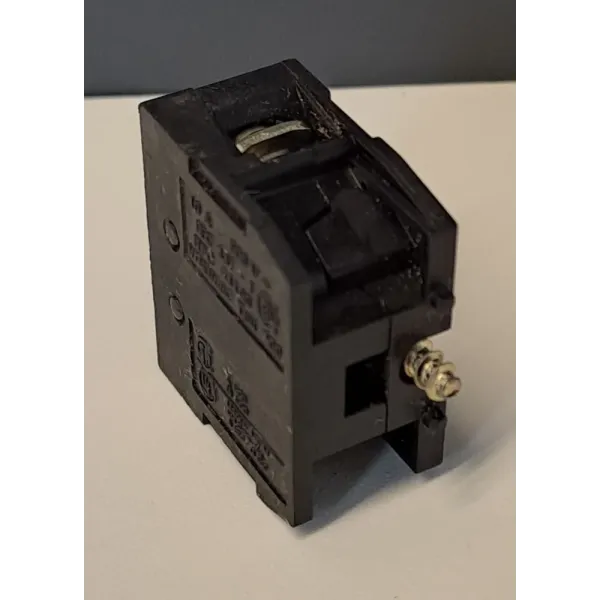 TÉLÉMÉCANIQUE  XEN-L1121