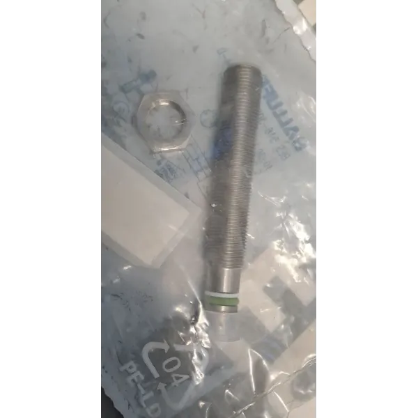 BALLUFF  BES516300S135S4D