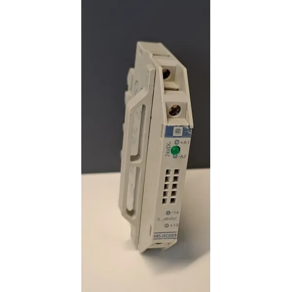 TÉLÉMÉCANIQUE  ABS-2SC02EB