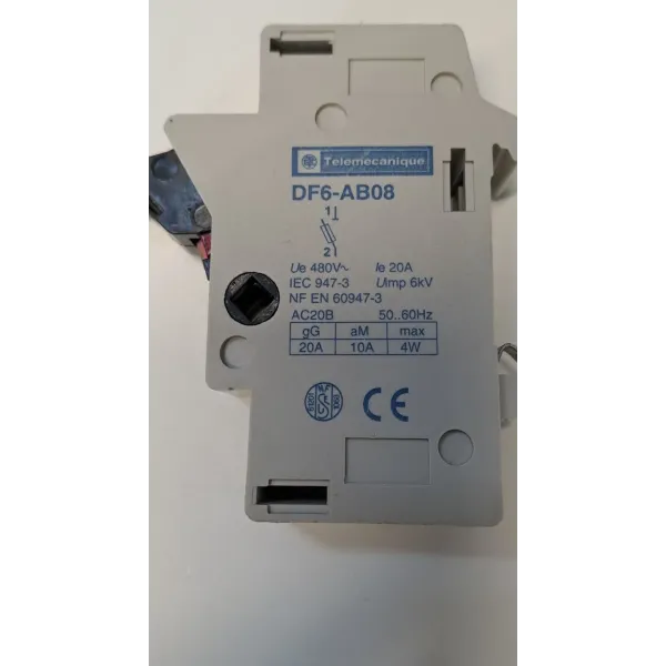 TÉLÉMÉCANIQUE  DF6-AB08