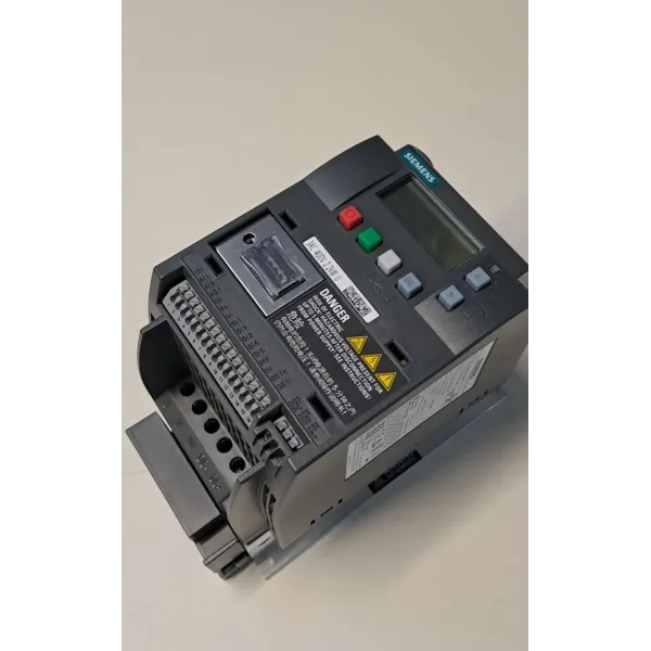 SIEMENS 6SL3210-5BE22-2UV0