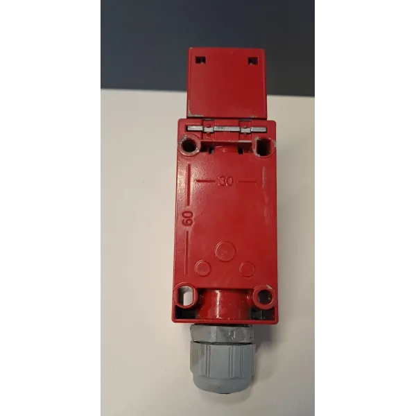TÉLÉMÉCANIQUE  XCS-A702