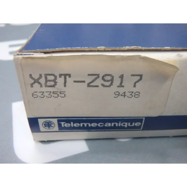 TÉLÉMÉCANIQUE  XBT-Z917