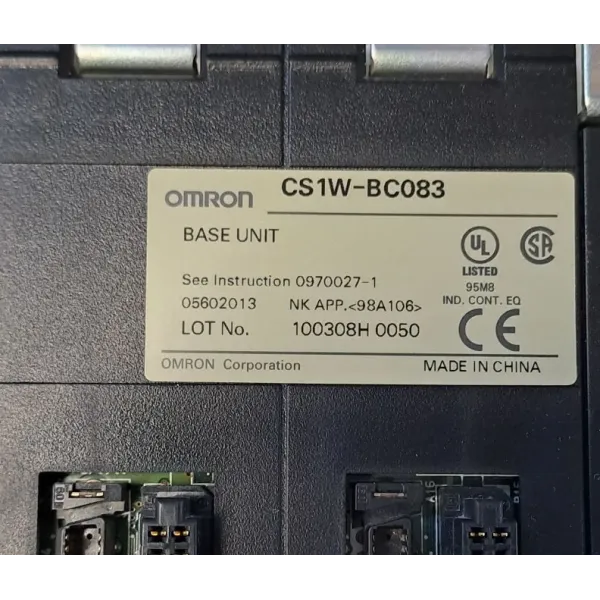 OMRON  CS1W-BC083