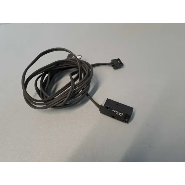 KEYENCE  LVS62