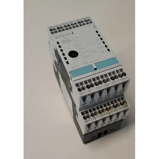 SIEMENS 3RK1402-3CG00-0AA2