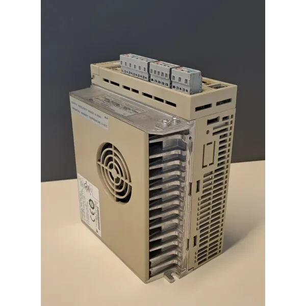 YASKAWA  SGDH-08AE-S