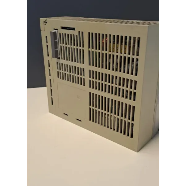 YASKAWA  SGDH-08AE-S