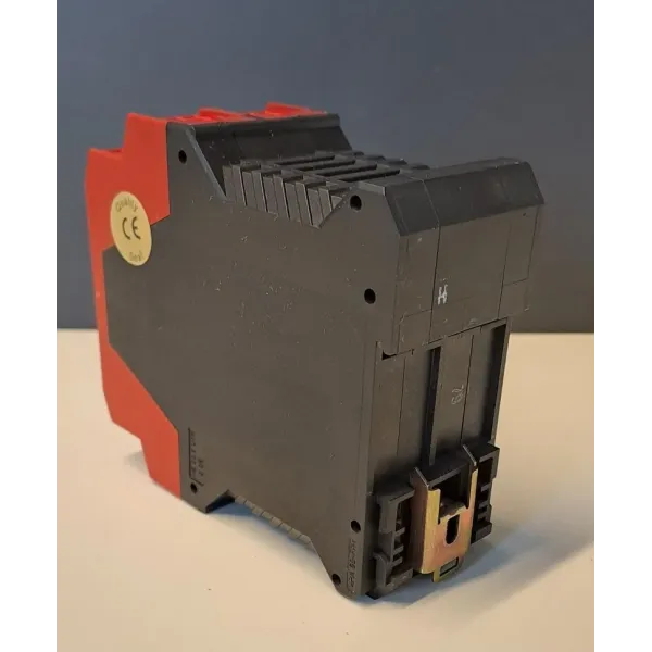 SCHNEIDER  XPSAK311144P