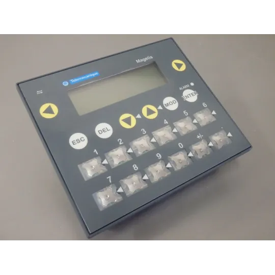 TÉLÉMÉCANIQUE  XBT-R411