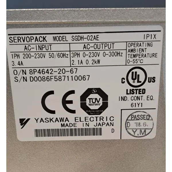 YASKAWA  SGDH-02AE