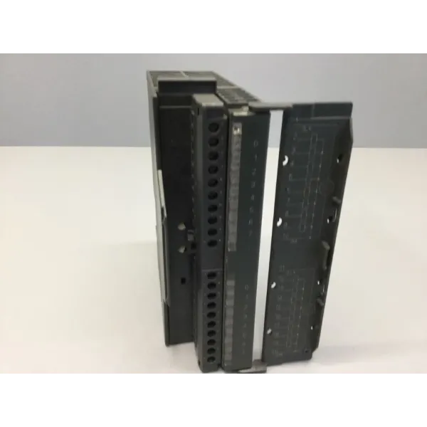 SIEMENS 6ES7322-1BH01-0AA0