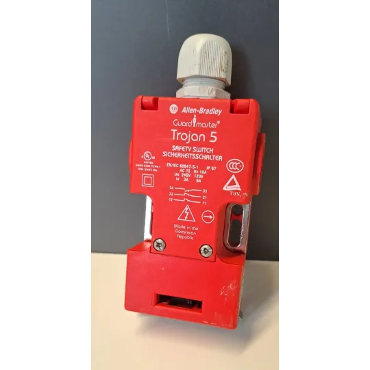 ALLEN BRADLEY  440K-T11118