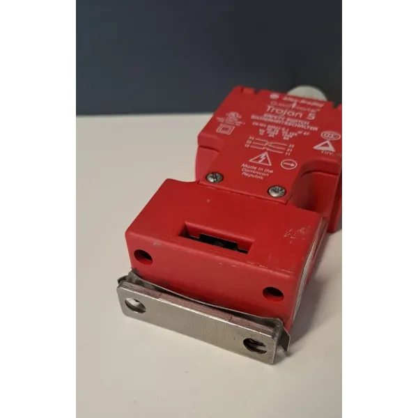 ALLEN BRADLEY  440K-T11118