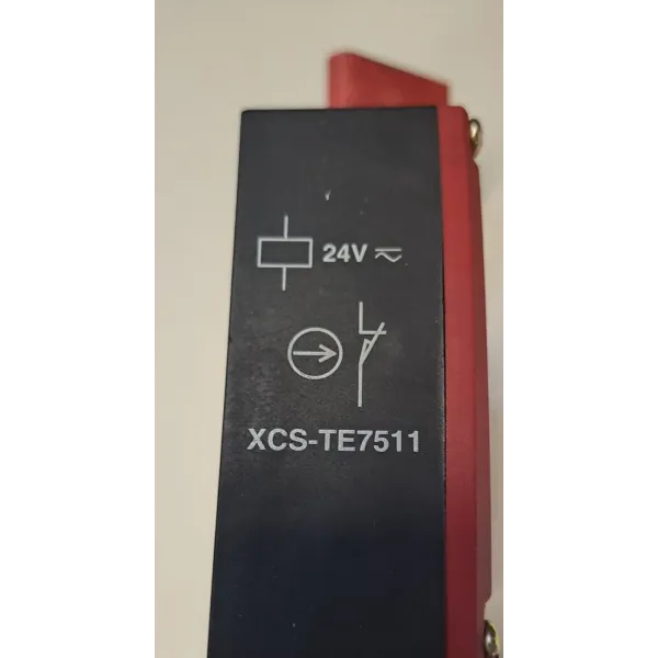 TÉLÉMÉCANIQUE  XCS-TE7511