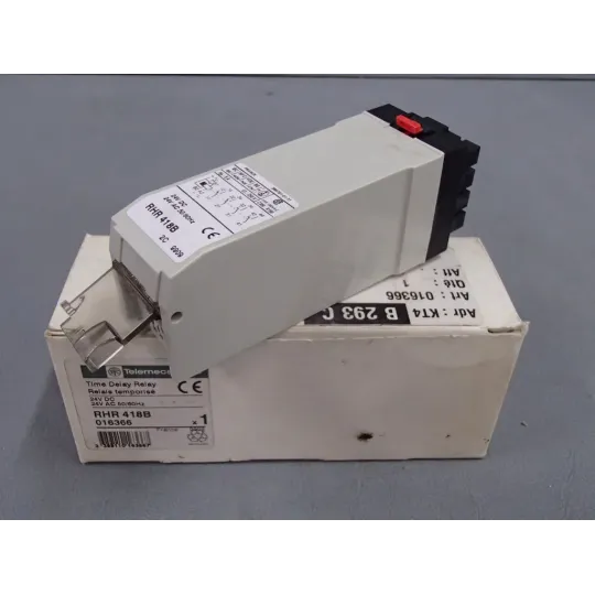 TÉLÉMÉCANIQUE  RHR418B