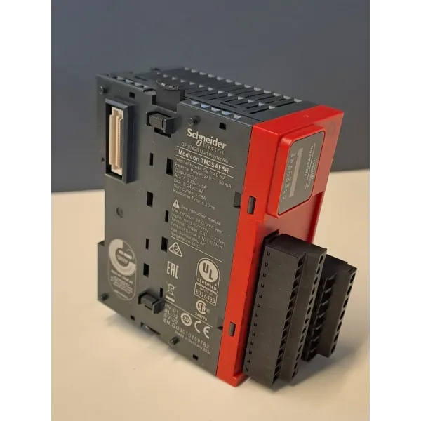 SCHNEIDER  TM3SAF5R