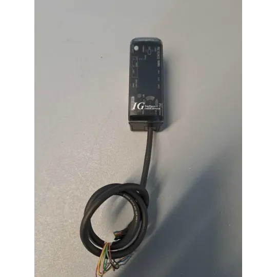 KEYENCE  IG1000