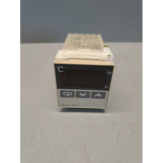 OMRON  E5CSR1KJX520