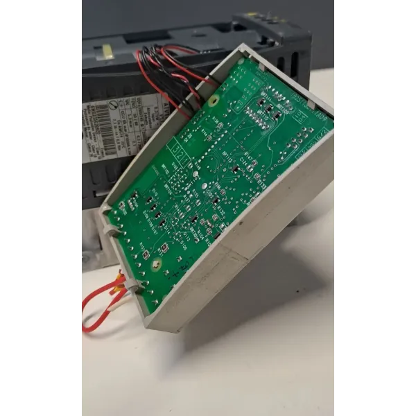 TÉLÉMÉCANIQUE  ATV11HU09M2E